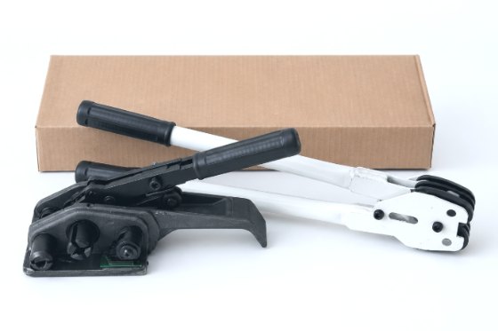 Esticador e selador manual de fita de arqueação